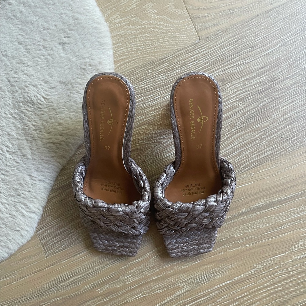 Bottega Dupe Sandals / NWOT